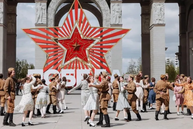 График работы в майские праздники 2025