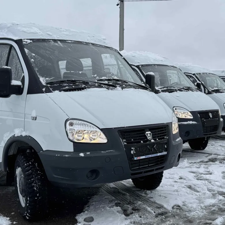 Автопарк Самарской сетевой компании (ССК) пополнился 11 новыми машинами от Горьковского автозавода.